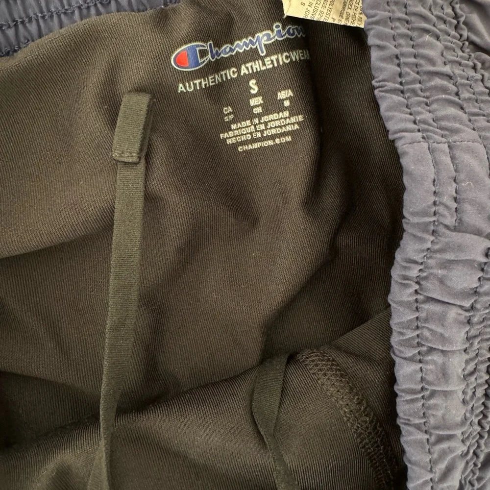 Champion men’s navy blue athletic lined casual sports shorts size small